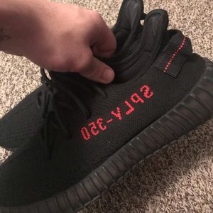 Yeezy Boost 350 V2 Bred